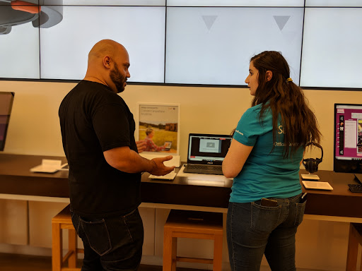 Computer Store «Microsoft Store - University Village», reviews and photos, 2624 NE University Village St, Seattle, WA 98105, USA