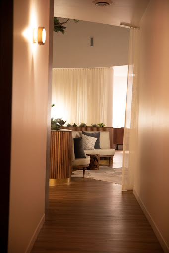 Hair Salon «SALON by milk + honey at the Arboretum Market», reviews and photos, 9722 Great Hills Trail #145, Austin, TX 78759, USA