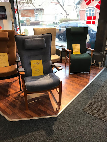 Anmeldelser af Danbo Møbler Farsø i Maribo - Møbelforretning
