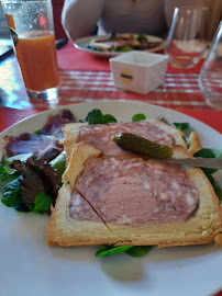 Plats et boissons du Restaurant français Le Petit Bistrot à Aixe-sur-Vienne - n°7