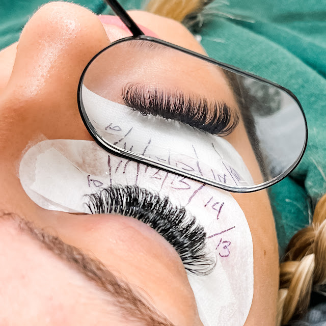 Helen's Lash Lab