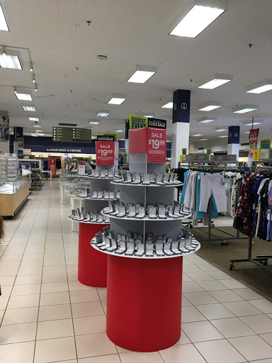 Department Store «Sears», reviews and photos, 3801 E Foothill Blvd, Pasadena, CA 91107, USA