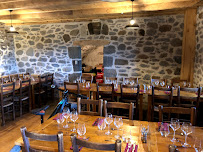Atmosphère du Restaurant Buron du Couderc à Saint-Chély-d'Aubrac - n°16