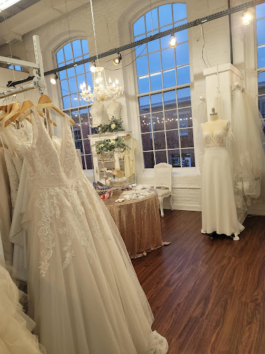 Bridal Shop «Cherie Amour Bridal Resale», reviews and photos, 8600 Foundry St, Savage, MD 20763, USA