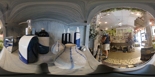 Florist «C J Lilly & Company», reviews and photos, 128 W Mulberry St, Collierville, TN 38017, USA