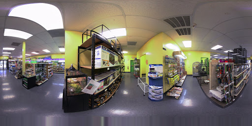 Pet Supply Store «Our Pet World», reviews and photos, 380 Semoran Commerce Pl, Apopka, FL 32703, USA