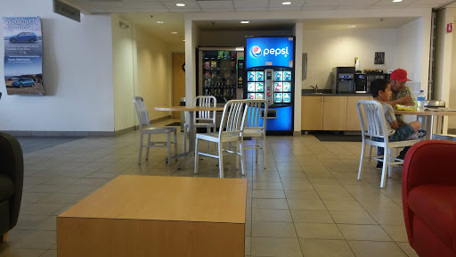 Toyota Dealer «Toyota Town of Stockton», reviews and photos, 2150 E Hammer Ln, Stockton, CA 95210, USA