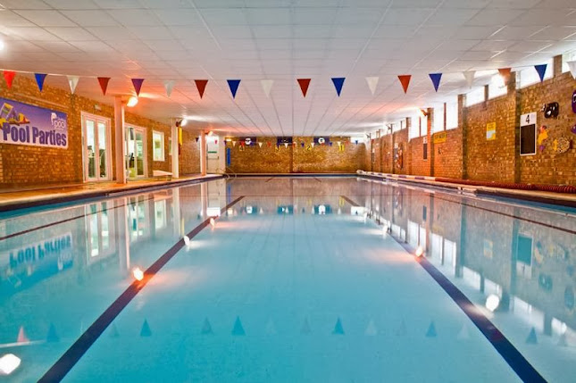 Reviews of Shirley Swimming Pool in Southampton - Sports Complex