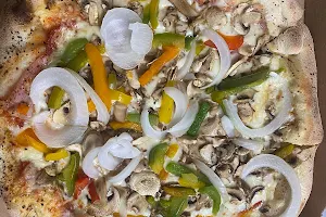 Pizza-Treff image