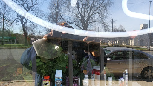 Health Food Store «Natures Way Health Food Store», reviews and photos, 8504 S Stony Island Ave, Chicago, IL 60617, USA