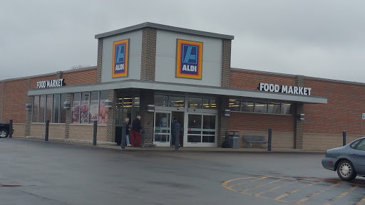 ALDI, 9051 34 Rd, Cadillac, MI 49601, USA, 