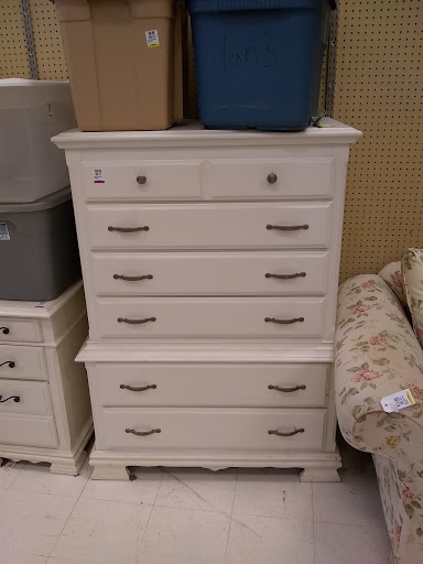 Thrift Store «Savers», reviews and photos, 1014 Kings Hwy, New Bedford, MA 02745, USA