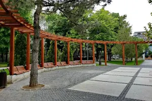 Titanii Park image