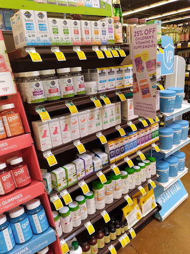 Grocery Store «Fresh Thyme Farmers Market- Troy MI», reviews and photos, 901 E Big Beaver Rd, Troy, MI 48083, USA