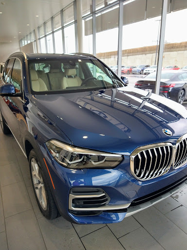 BMW Dealer «Kelly BMW», reviews and photos, 4050 Morse Rd, Columbus, OH 43230, USA