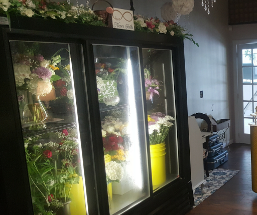 Florist «Event Connoisseur Flowers & Gifts», reviews and photos, 39 New London Turnpike #116, Glastonbury, CT 06033, USA