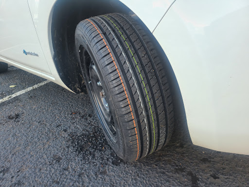 Tire Shop «Discount Tire Store - Beaverton, OR», reviews and photos, 18643 NW Eider Ct, Beaverton, OR 97006, USA