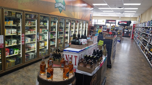 Liquor Store «Yarmo Liquor Store Inc», reviews and photos, 2489 7th St W, St Paul, MN 55116, USA
