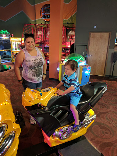 Bowling Alley «alley V», reviews and photos, 3375 Oak View Dr, Omaha, NE 68144, USA