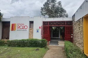 El Portón Rojo Pizzería & Galería Pinares image