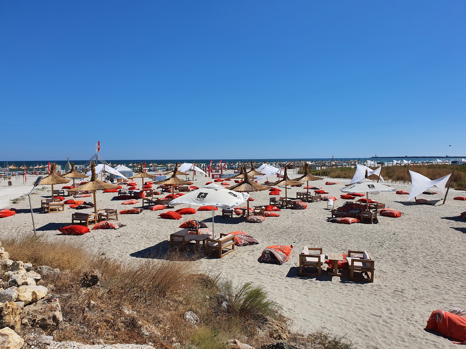 Zdjęcie Nomad beach z poziomem czystości głoska bezdźwięczna