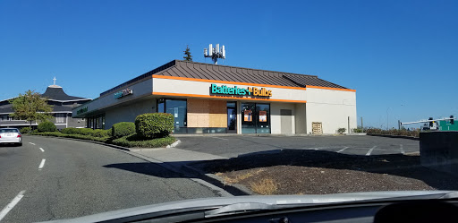 Car Battery Store «Batteries Plus Bulbs», reviews and photos, 4051 Tacoma Mall Blvd, Tacoma, WA 98409, USA