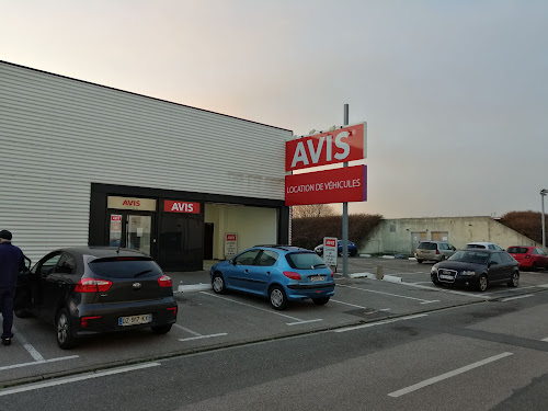 Agence de location de voitures Avis Calais Centre Ville Coquelles