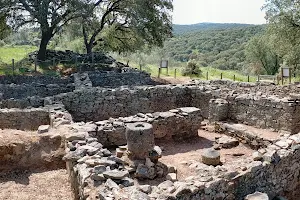 Centro de Interpretación y Yacimiento Arqueológico de Castrejón de Capote. image