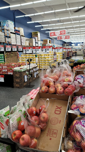 Supermarket «FoodMaxx», reviews and photos, 3241 W Shaw Ave, Fresno, CA 93711, USA