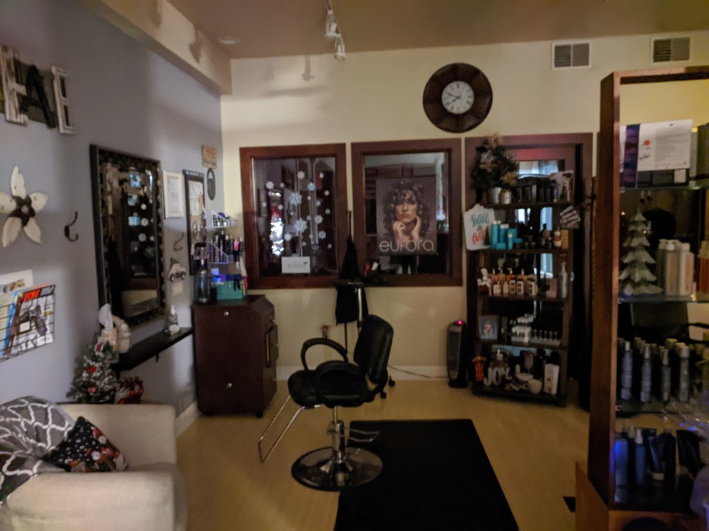 Avvio Salon (by Melissa Anfang) 53066