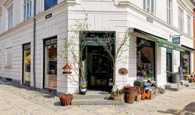 Ingrid Helner Country Collection