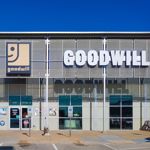 Goodwill Central Texas - Hutto, 560 US-79, Hutto, TX 78634, Thrift Store