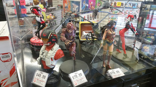 Video Game Store «GameStop», reviews and photos, 1867 Southfield Rd, Lincoln Park, MI 48146, USA