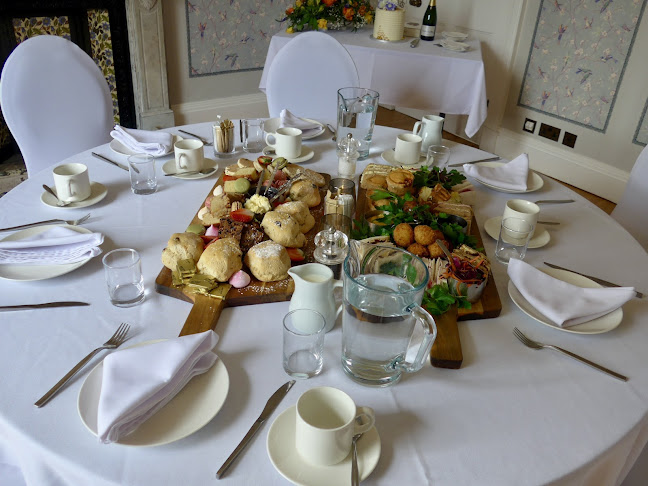 Comments and reviews of Holdens Wedding & Event Catering Ltd
