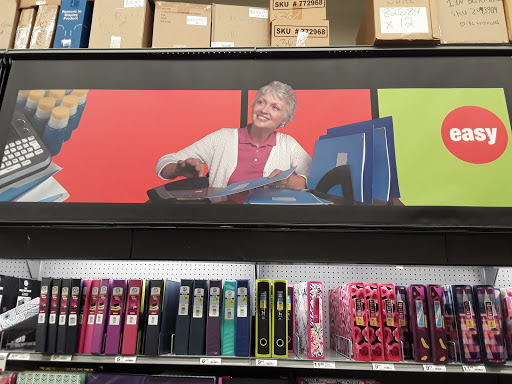 Office Supply Store «Staples», reviews and photos, 1250 Veterans Pkwy, Clarksville, IN 47129, USA