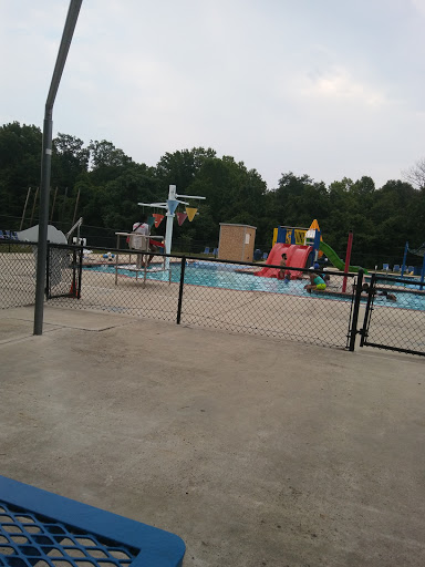 Swimming Pool «North Barnaby Splash Park», reviews and photos, 5000 Wheeler Rd, Oxon Hill, MD 20745, USA