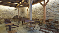 Atmosphère du Restaurant La Mère Poulard à Le Mont-Saint-Michel - n°16