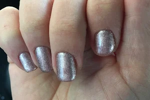 Mimi's Nails image
