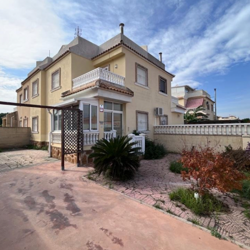 COSTA HOGAR - Soluciones Inmobiliarias en Formentera del Segura