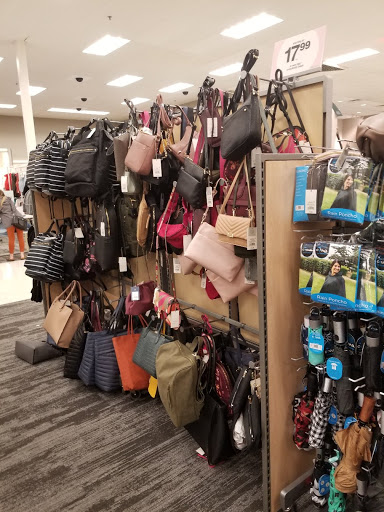Department Store «Target», reviews and photos, 514 Shallowford Rd, Gainesville, GA 30504, USA