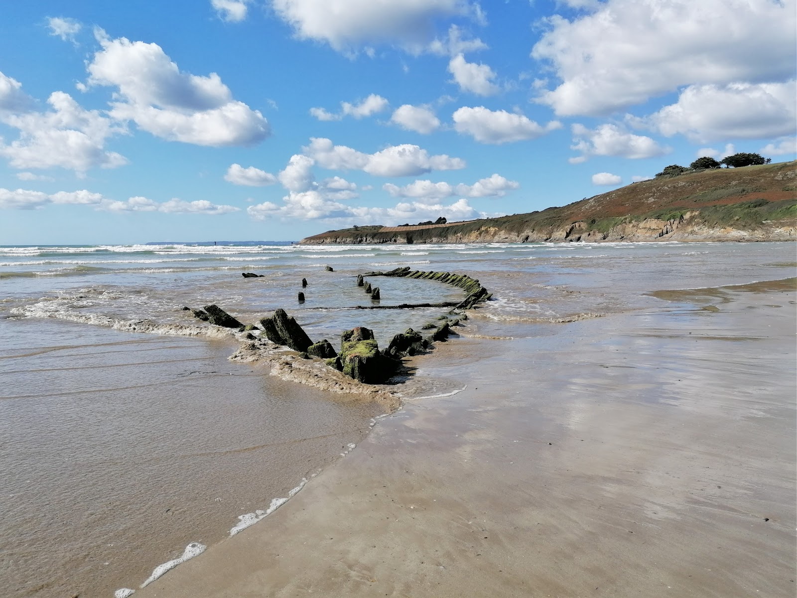 Plage de Sainte-Anne'in fotoğrafı düz ve uzun ile birlikte