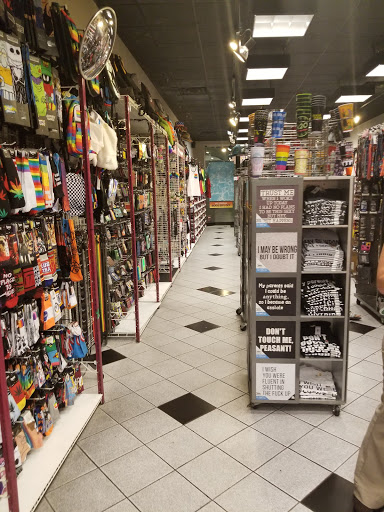 SPENCER GIFTS, 9617 N Metro Pkwy W #1048, Phoenix, AZ 85051, USA, 