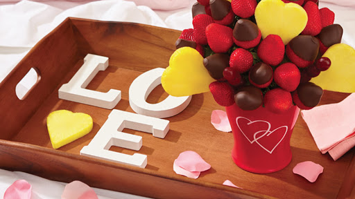 Gift Shop «Edible Arrangements», reviews and photos, 5 Regent Park Blvd Unit 101, Asheville, NC 28806, USA