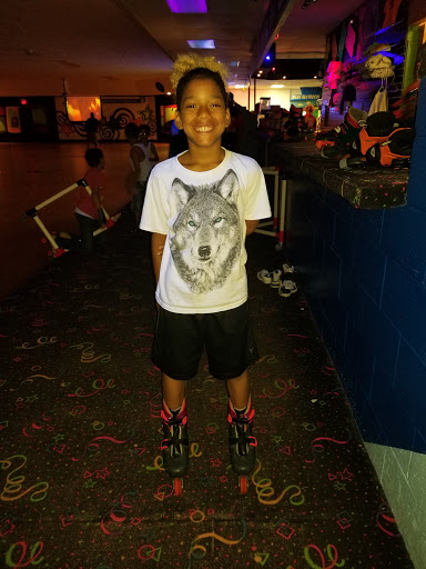 Roller Skating Rink «Carousel Family Fun Center - Whitman», reviews and photos, 1055 Auburn St, Whitman, MA 02382, USA