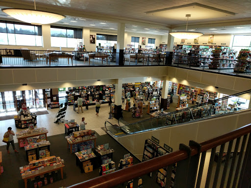 Book Store «Barnes & Noble», reviews and photos, 301 NE Northgate Way, Seattle, WA 98125, USA