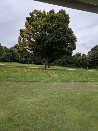 Public Golf Course «Sandy Burr Country Club», reviews and photos, 103 Cochituate Rd, Wayland, MA 01778, USA