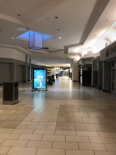 Shopping Mall «River Valley Mall», reviews and photos, 1635 River Valley Cir S, Lancaster, OH 43130, USA