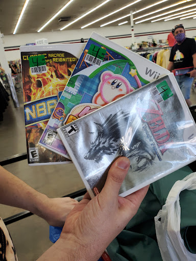 Thrift Store «Mile High Thrift», reviews and photos, 2085 S Sheridan Blvd, Denver, CO 80227, USA