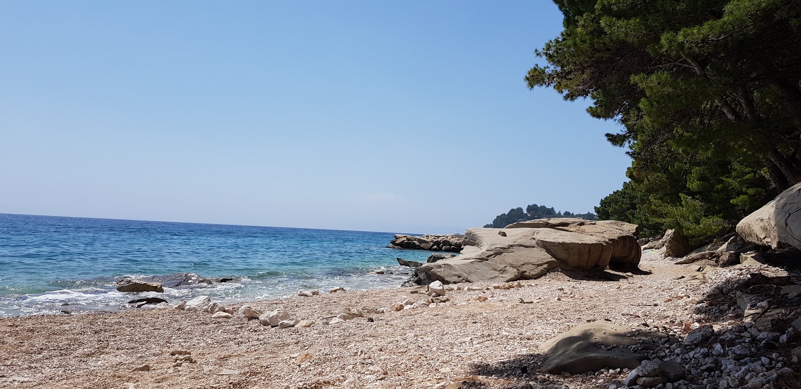 Foto van Biokovo beach met turquoise puur water oppervlakte