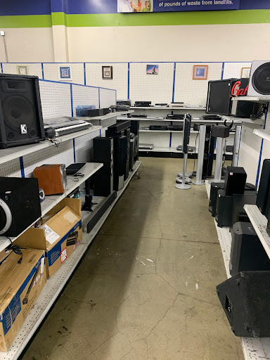 Thrift Store «Goodwill», reviews and photos